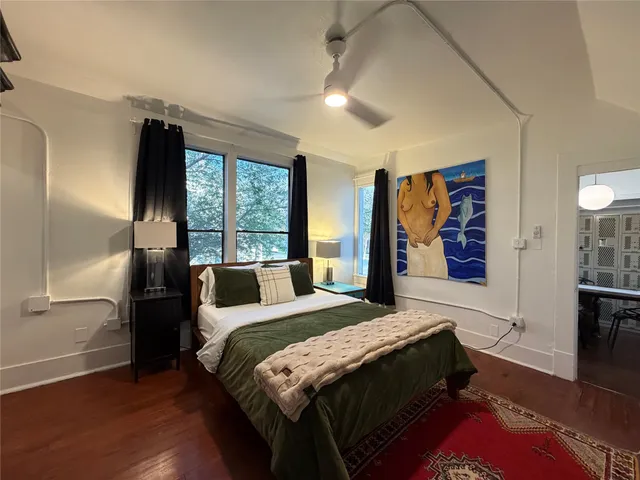 $2,450 | 402 Hyde Park Boulevard, Unit 4, Houston, TX 77006