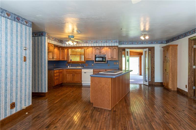 6914 Hassel Road Sharpsville, PA 16150 - Photo 12 of 25 Gallery Image 12