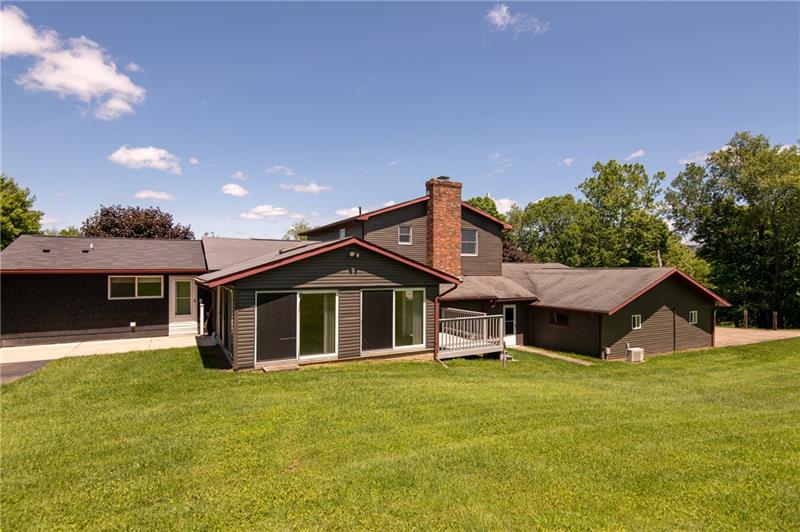 6914 Hassel Road Sharpsville, PA 16150 - Photo 5 of 25 Gallery Image 5