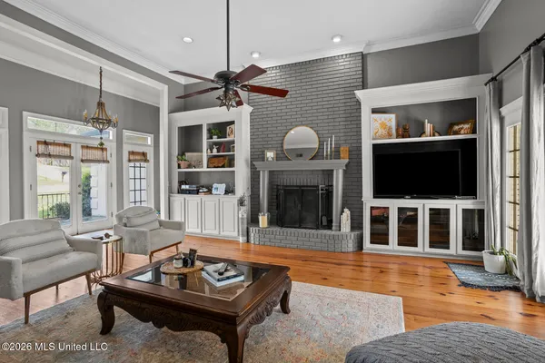 $399,000 | 423 Woodlands Circle, Brandon, MS 39047