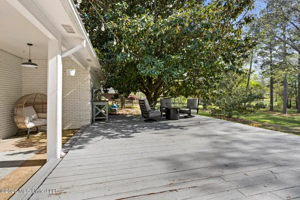 $399,000 | 423 Woodlands Circle, Brandon, MS 39047