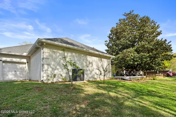 $399,000 | 423 Woodlands Circle, Brandon, MS 39047