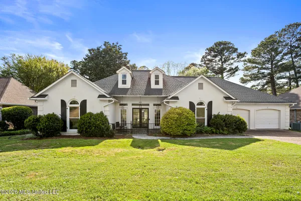 $399,000 | 423 Woodlands Circle, Brandon, MS 39047
