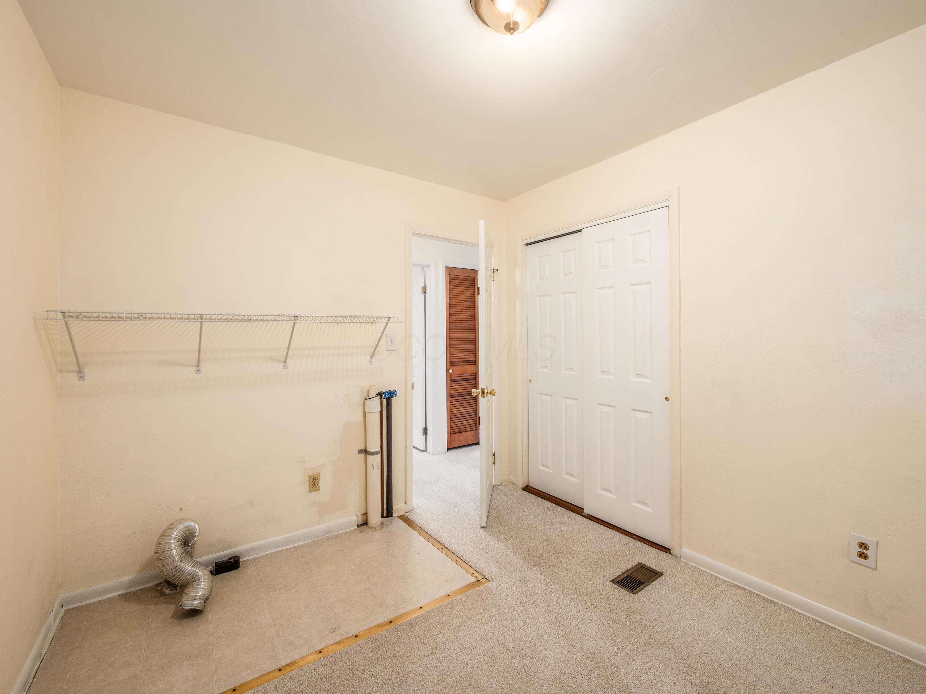 696 Williams Road Columbus, OH 43207 - Photo 30 of 39 A_696_Buttles_044