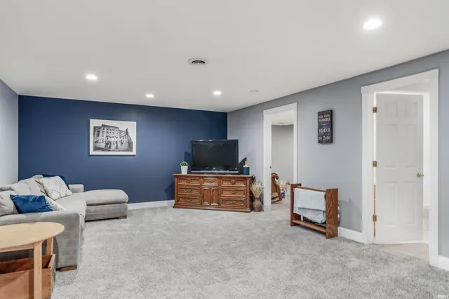 $344,900 | 16410 Sunset Pass, Harlan, IN 46743