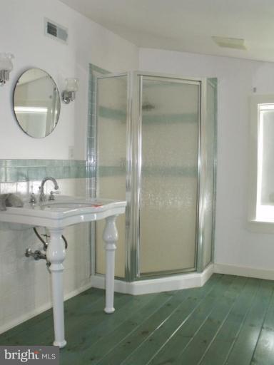 26038 Frederick Road Clarksburg, MD 20871 - Photo 15 of 27 Bath #1