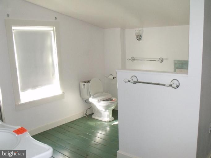 26038 Frederick Road Clarksburg, MD 20871 - Photo 16 of 27 Bath #2