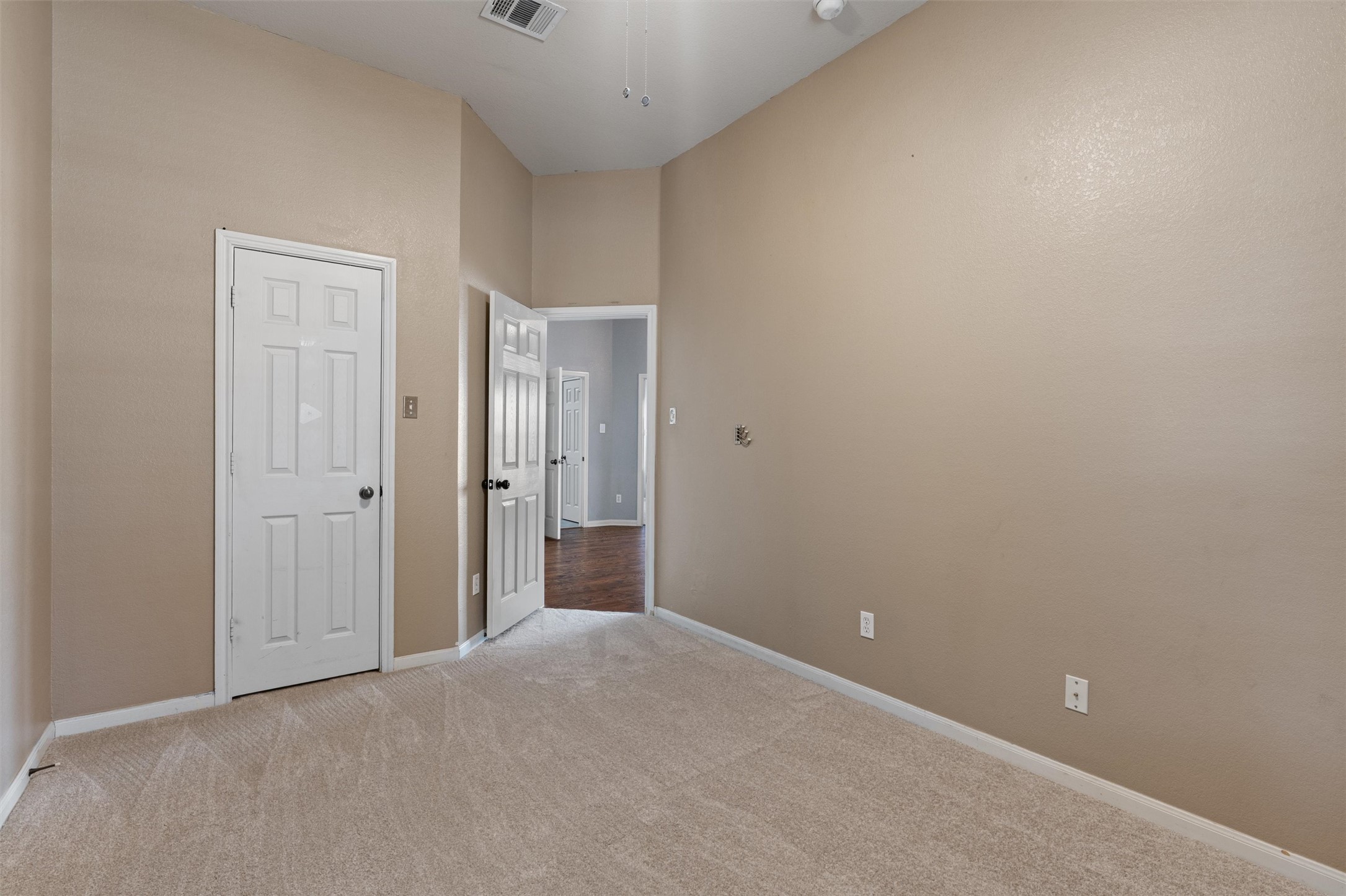 407 Red Hawk Drive Leander, TX 78641 - Photo 28 of 34 a view of an empty room