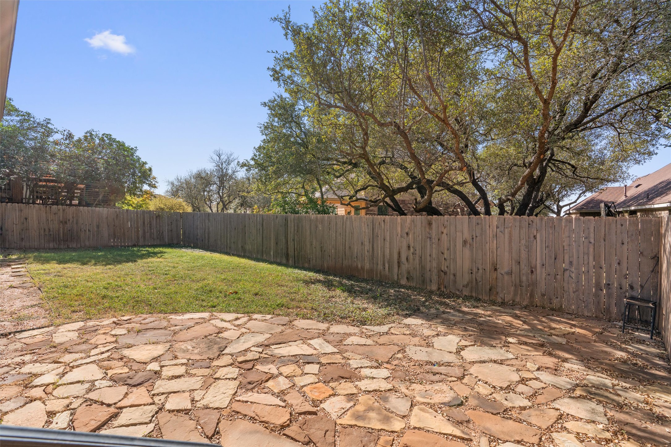 407 Red Hawk Drive Leander, TX 78641 - Photo 31 of 34 a backyard of a house