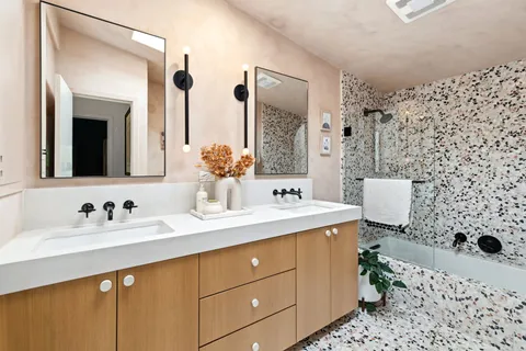 $2,895,000 | 1805 Brookhaven Drive, Austin, TX 78704