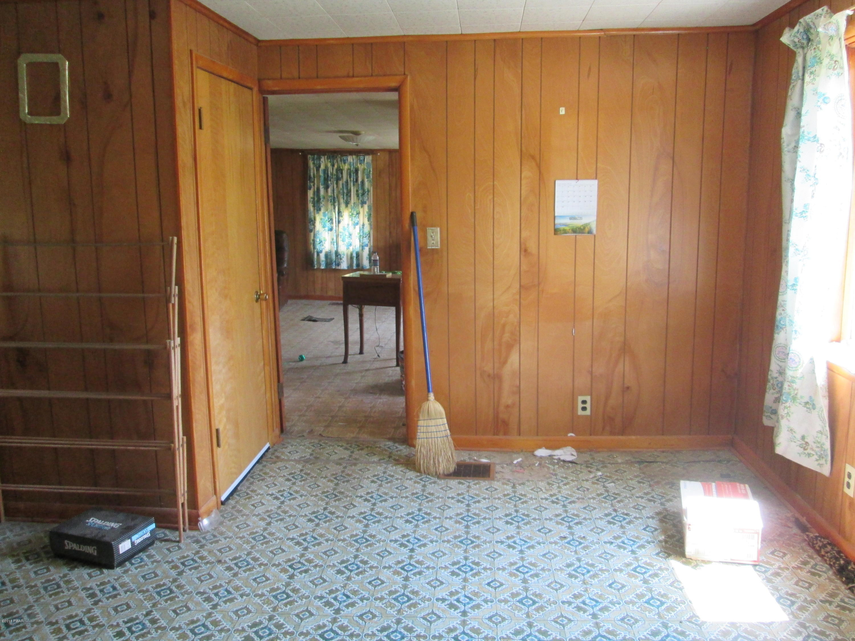 107 Plank Road Beach Lake, PA 18405 - Photo 11 of 17 IMG_1298