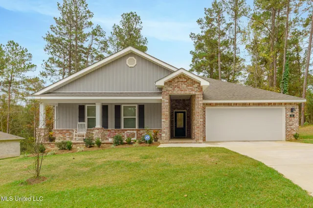 $329,900 | 33 Vermont Drive, Petal, MS 39465