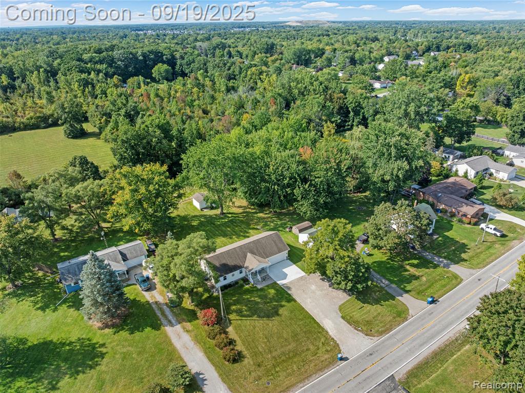 1091 West Reid Road Flint, MI 48507 - Photo 27 of 35