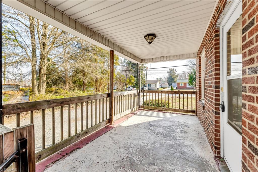 605 East Fairfield Road High Point, NC 27263 - Photo 22 of 43 Gallery Image 22