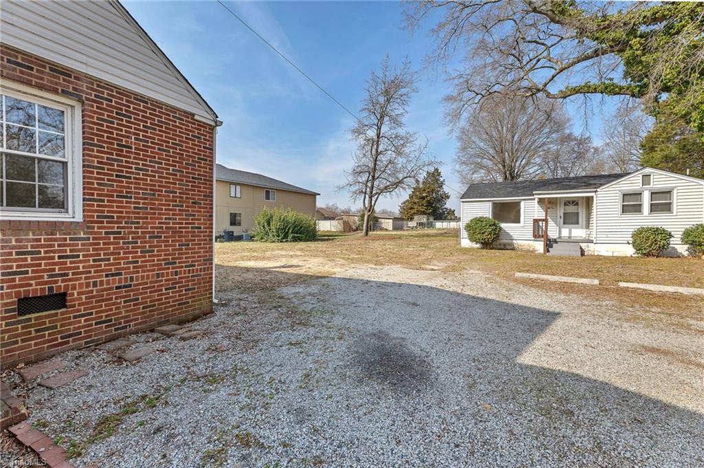 605 East Fairfield Road High Point, NC 27263 - Photo 23 of 43 Gallery Image 23