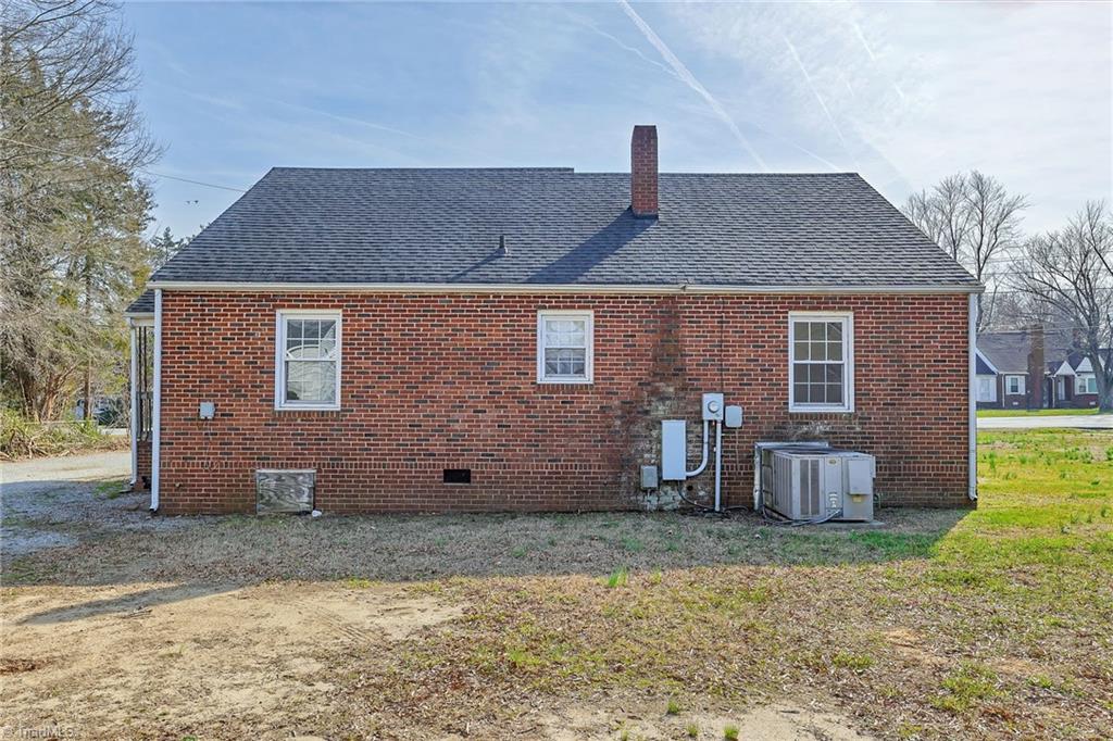 605 East Fairfield Road High Point, NC 27263 - Photo 25 of 43 Gallery Image 25