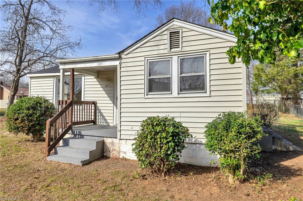 605 East Fairfield Road High Point, NC 27263 - Photo 29 of 43 Gallery Image 29