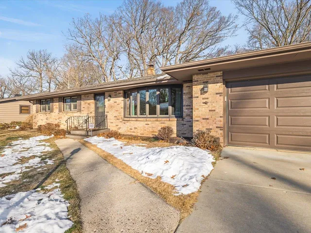 $252,500 | 4616 Lanewood Drive, Rockford, IL 61108