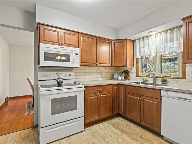 $252,500 | 4616 Lanewood Drive, Rockford, IL 61108