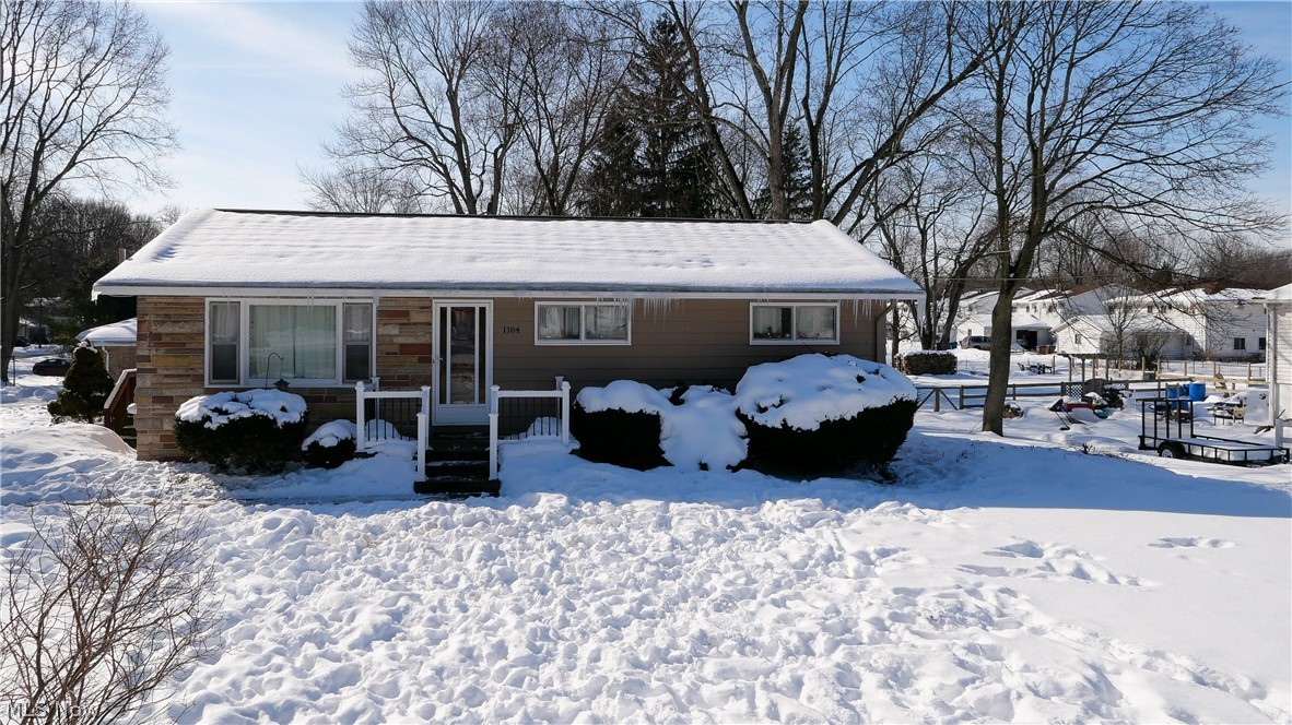 1104 Munroe Falls Kent Road Kent, OH 44240 - Photo 1 of 30