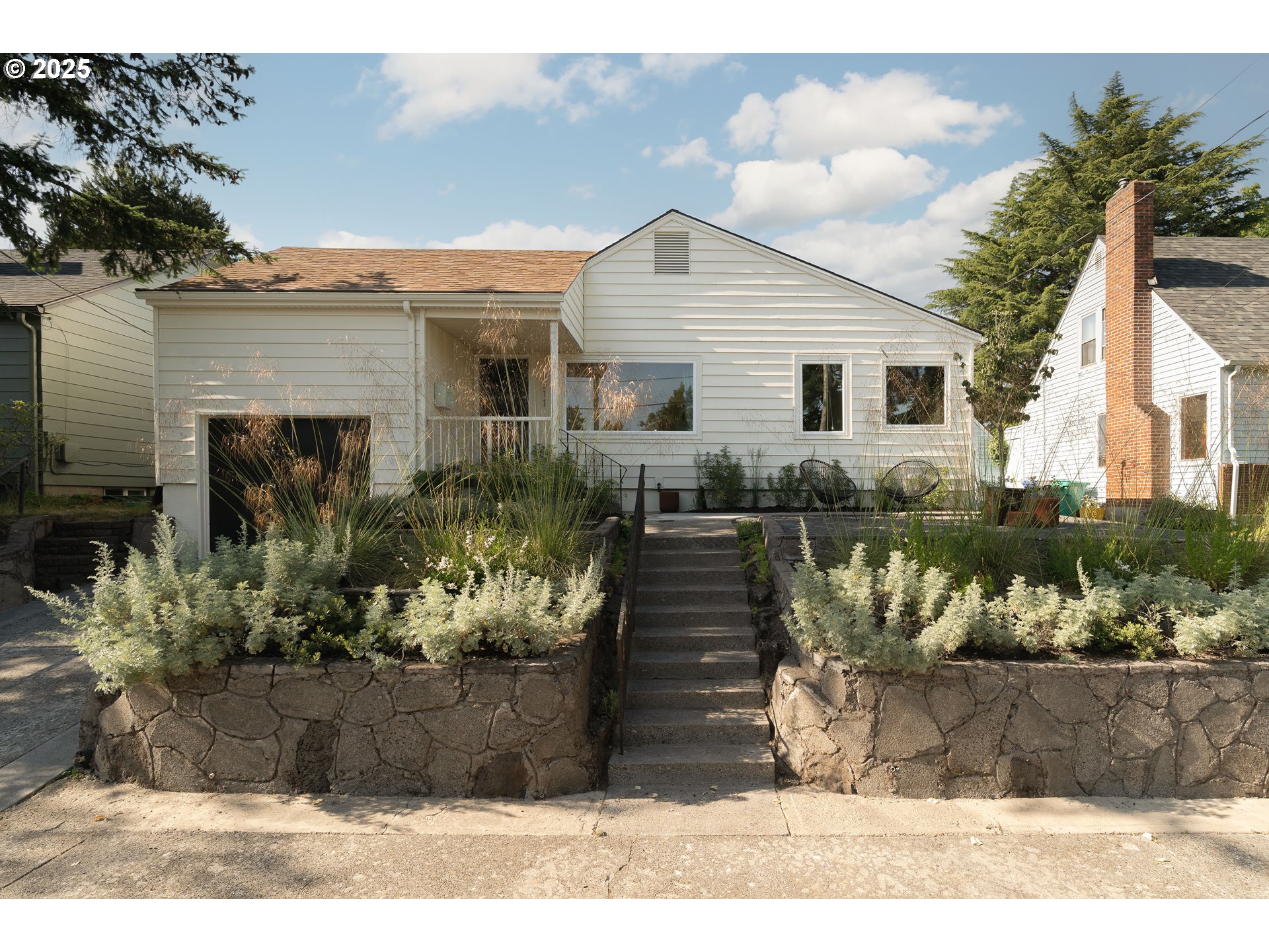 3511 Northeast Rosa Parks Way Portland, OR 97211 - Photo 1 of 1 Gallery Image 1
