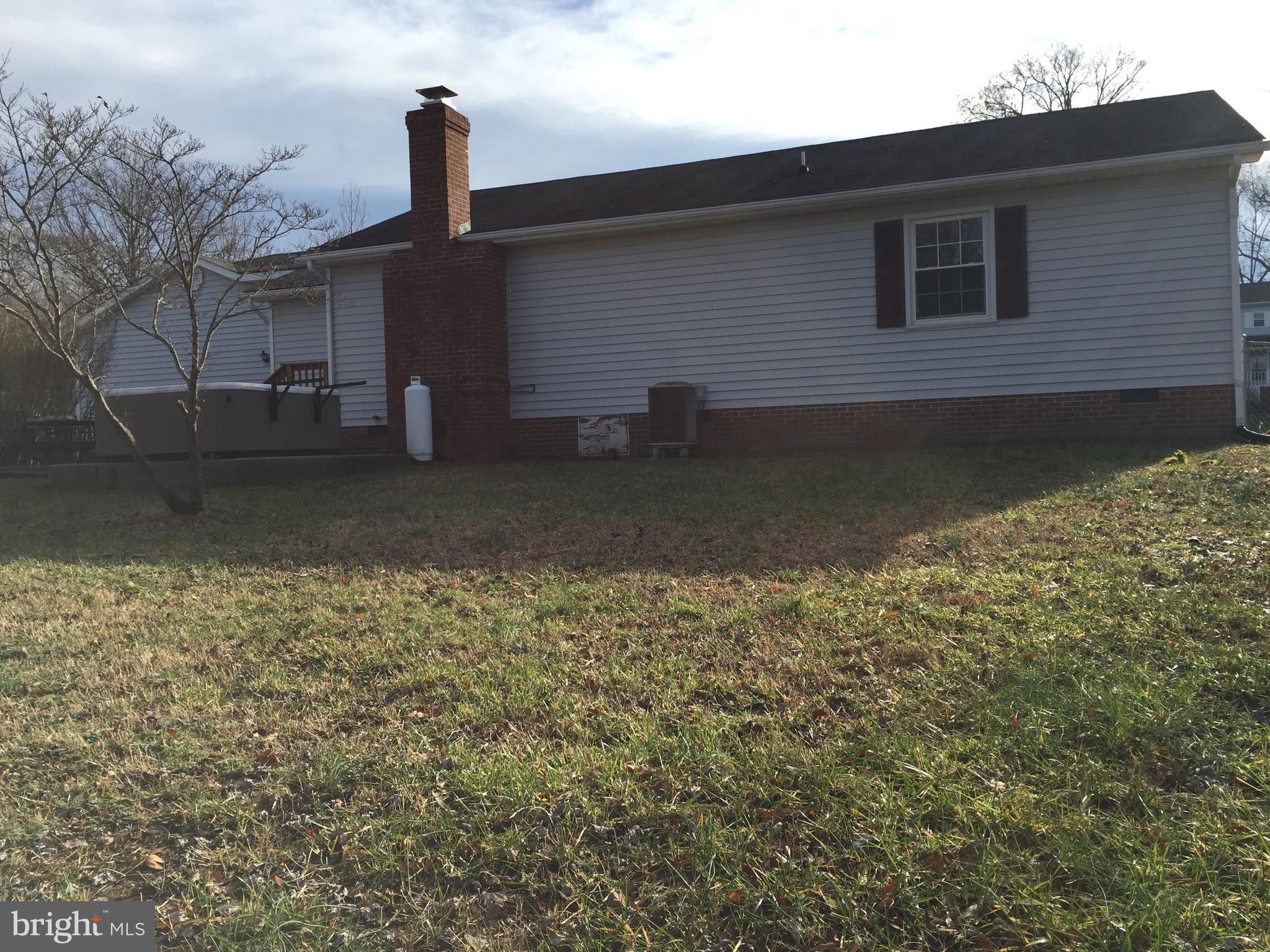 2127 Sebastian Road Fredericksburg, VA 22405 - Photo 28 of 34 Exterior Back