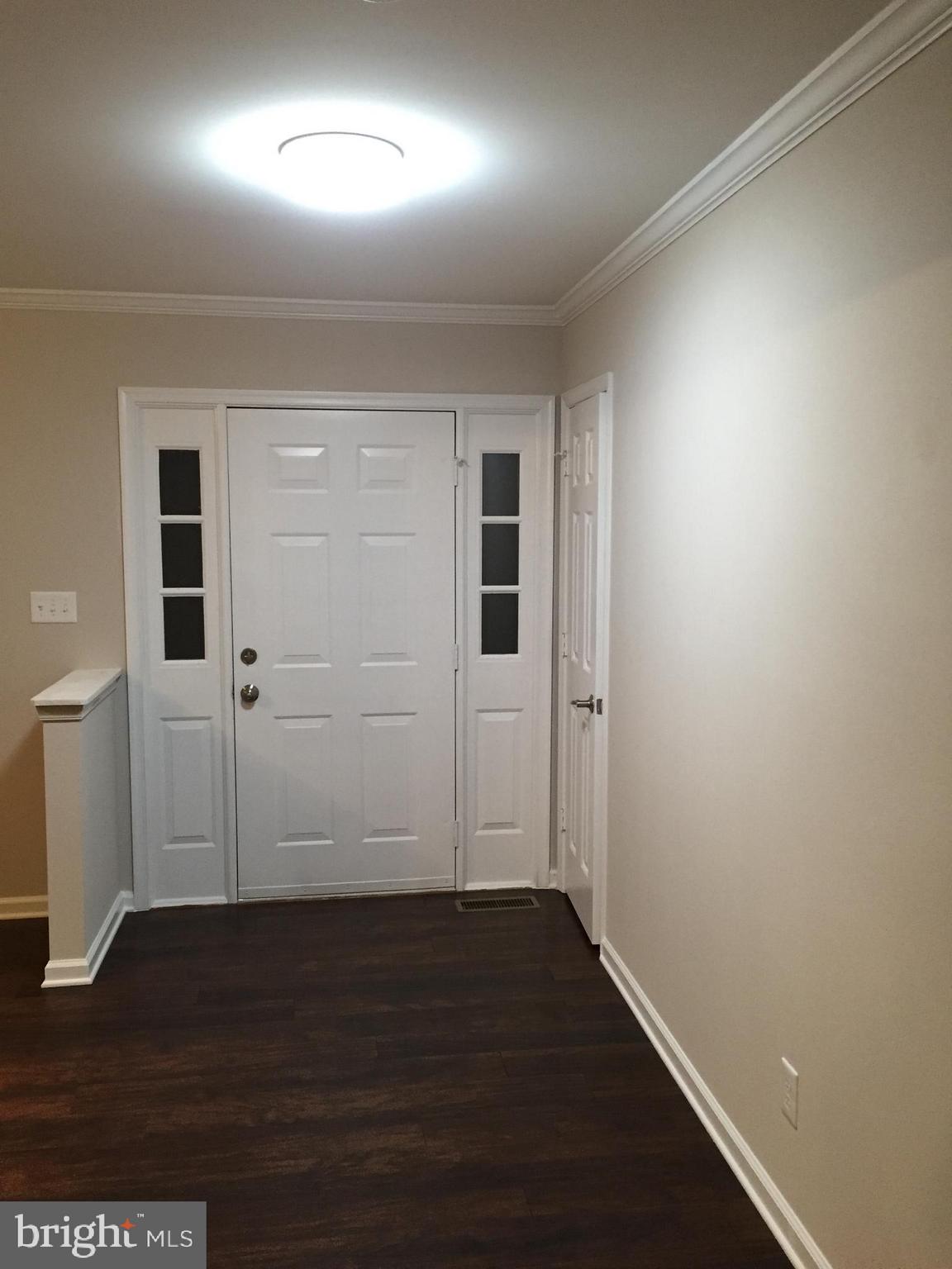 2127 Sebastian Road Fredericksburg, VA 22405 - Photo 7 of 34 Entrance Area