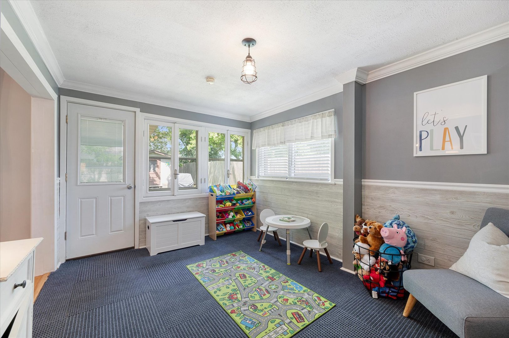 1430 Meyer Road Hoffman Estates, IL 60169 - Photo 11 of 26