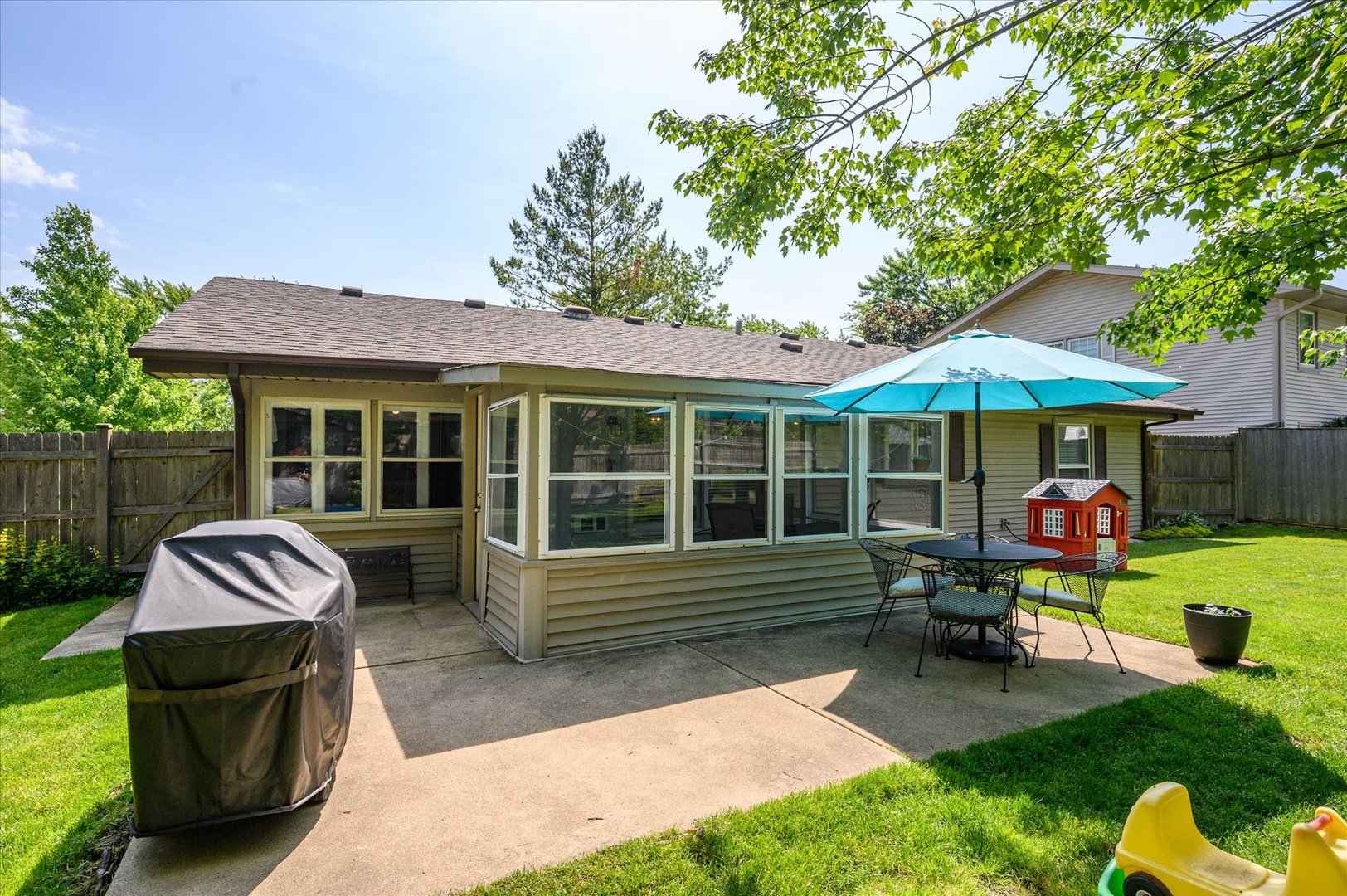 1430 Meyer Road Hoffman Estates, IL 60169 - Photo 18 of 26