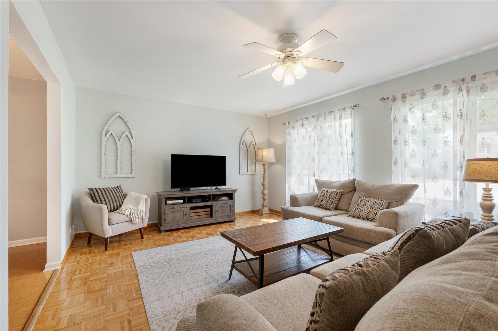 1430 Meyer Road Hoffman Estates, IL 60169 - Photo 4 of 26