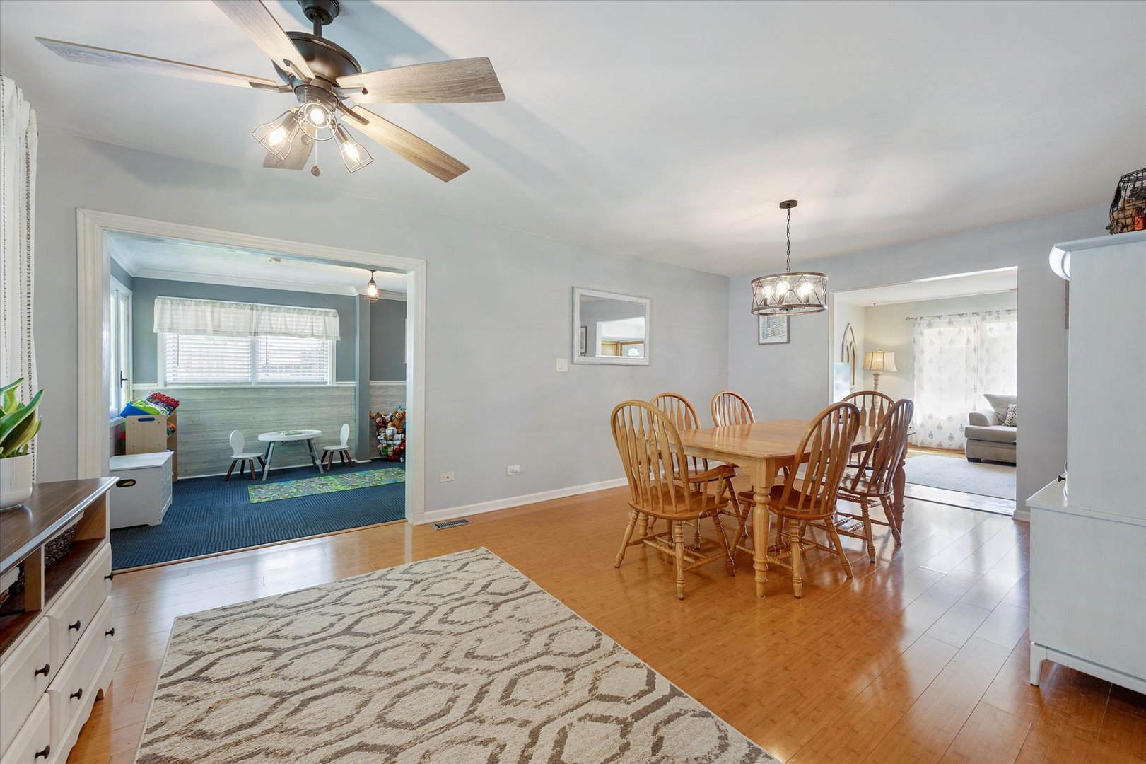 1430 Meyer Road Hoffman Estates, IL 60169 - Photo 8 of 26