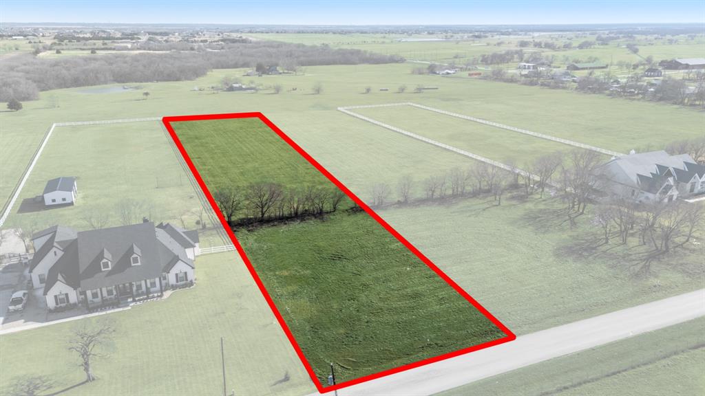 273 League Road Rockwall, TX 75032 - Photo 5 of 8 a view of an outdoor space