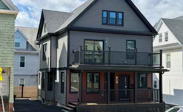 $1,299,000 | 446 Broadway, Unit 2, Somerville, MA 02145