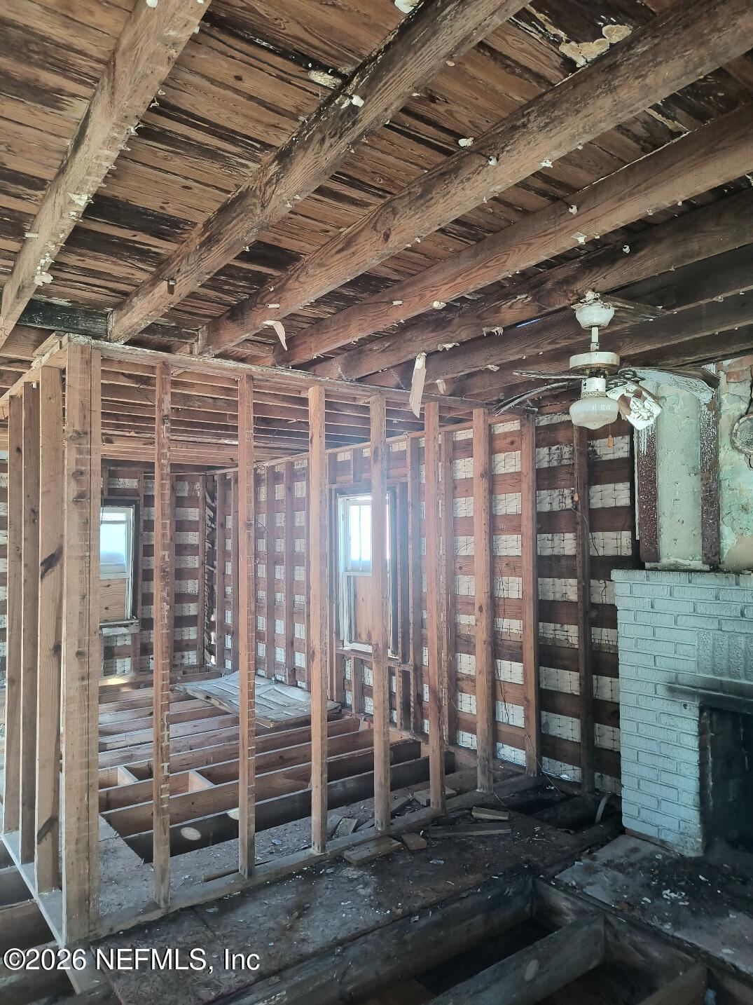 140 Citrus Avenue Keystone Heights, FL 32656 - Photo 12 of 26 a view of a room with racks