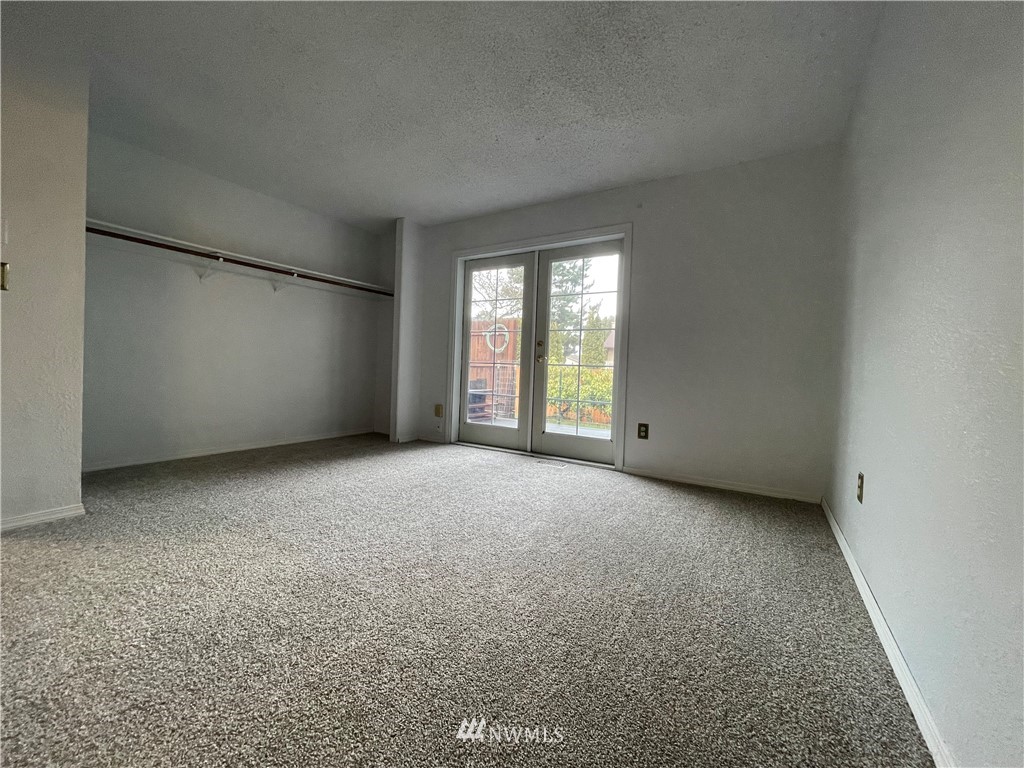 1718 Southwest 348th Street Federal Way, WA 98023 - Photo 11 of 16 Gallery Image 11