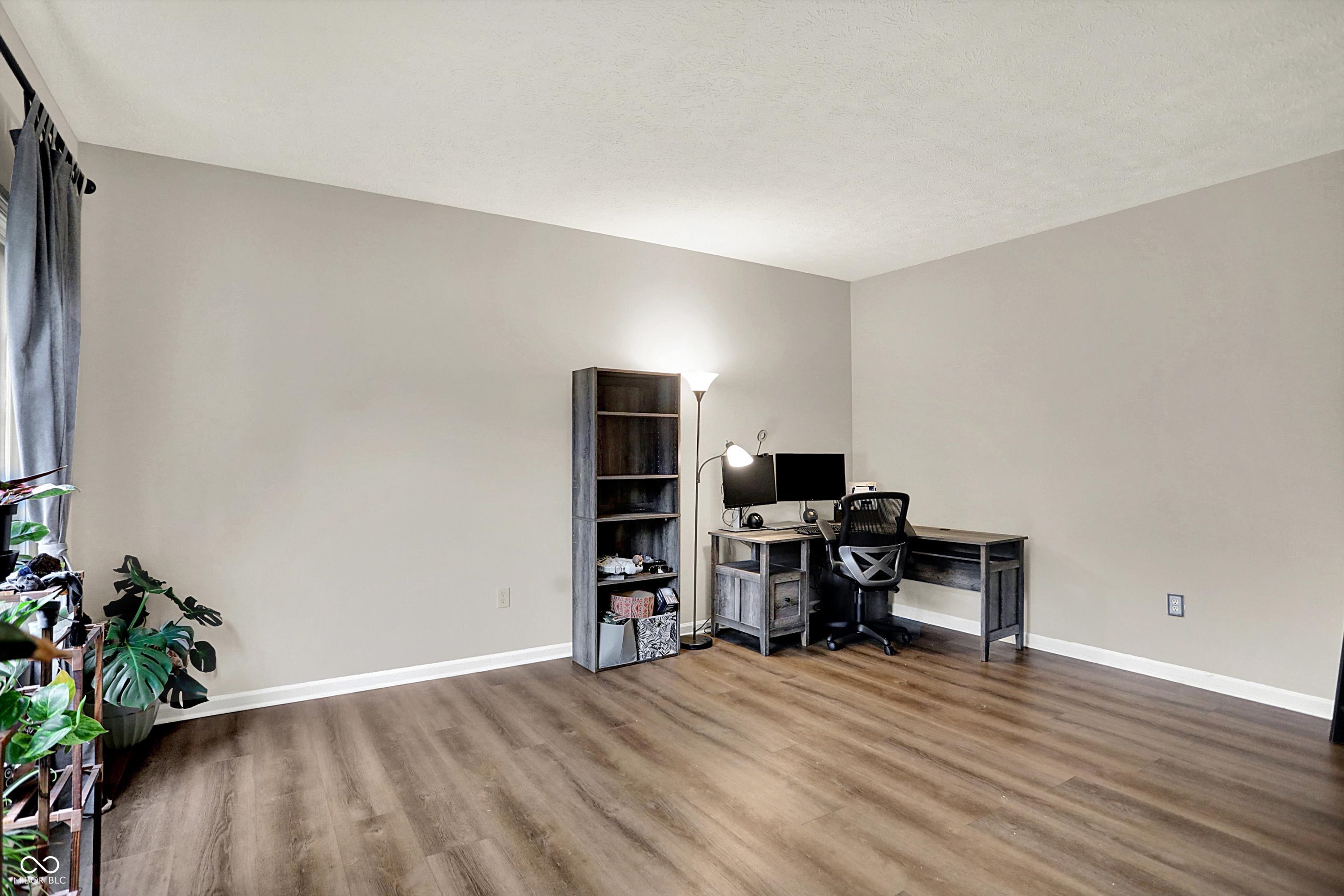 11226 Reflection Point Drive Fishers, IN 46037 - Photo 13 of 53