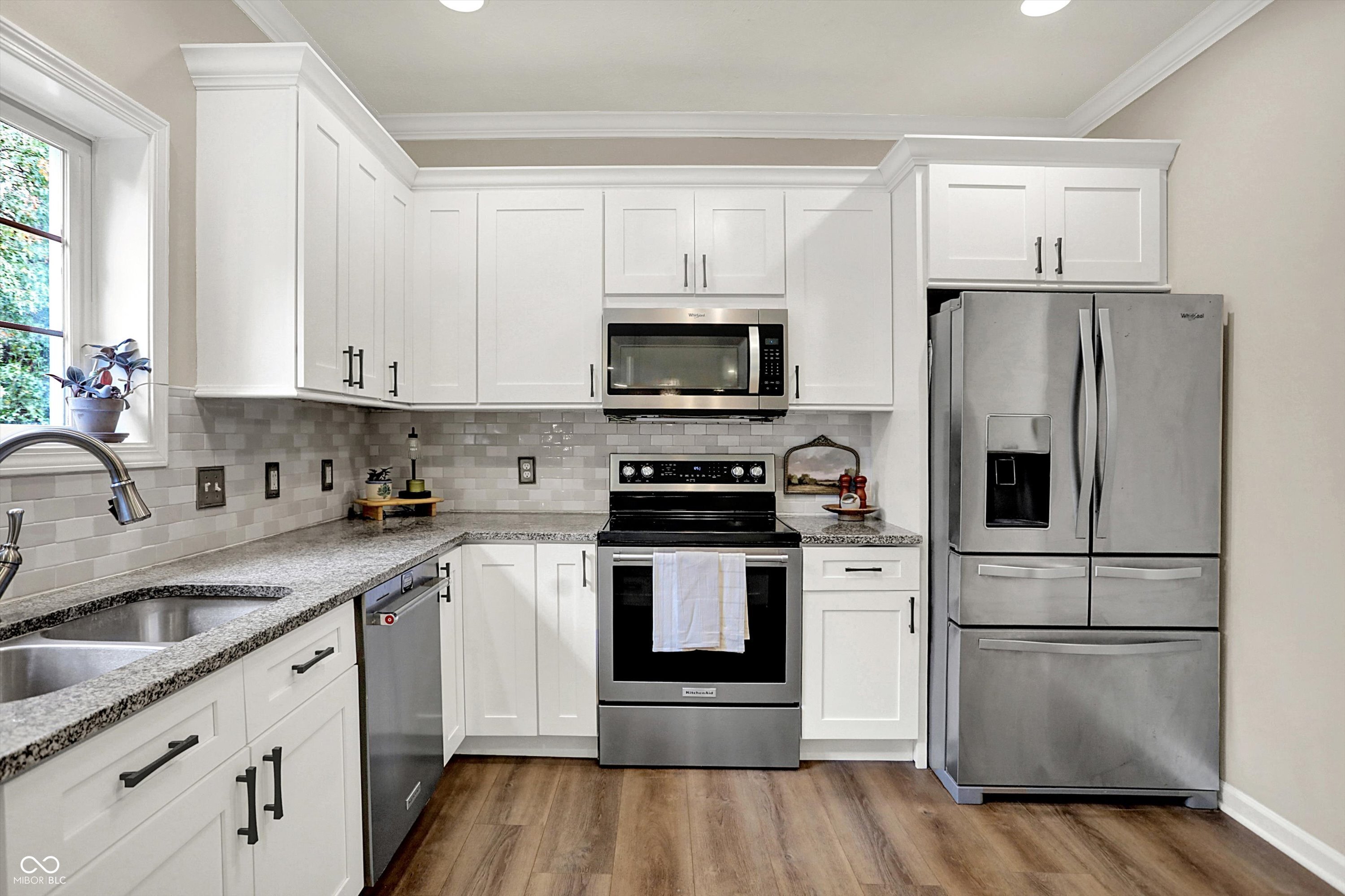 11226 Reflection Point Drive Fishers, IN 46037 - Photo 15 of 53