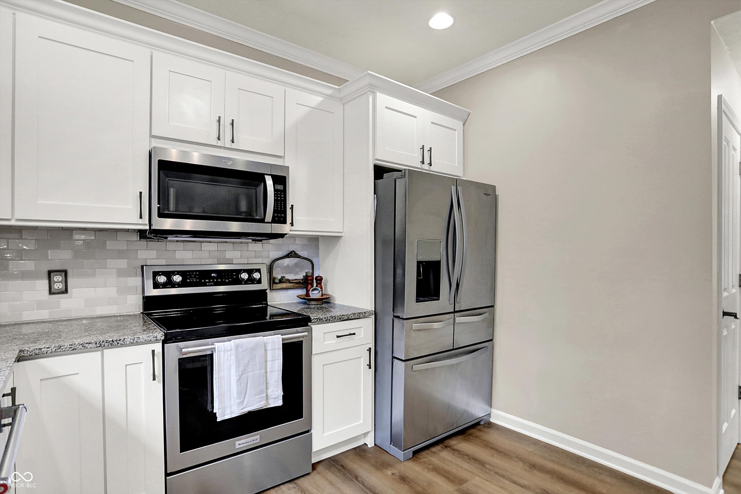 11226 Reflection Point Drive Fishers, IN 46037 - Photo 16 of 53