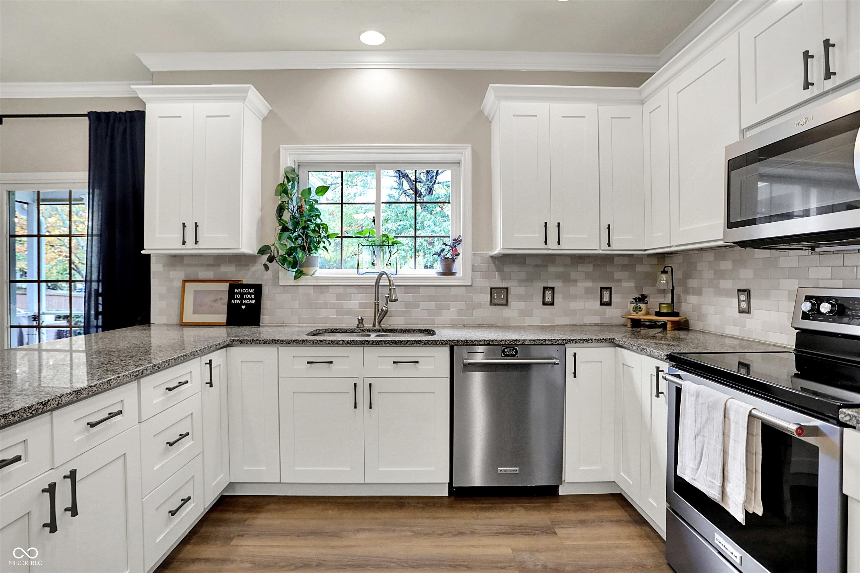 11226 Reflection Point Drive Fishers, IN 46037 - Photo 18 of 53