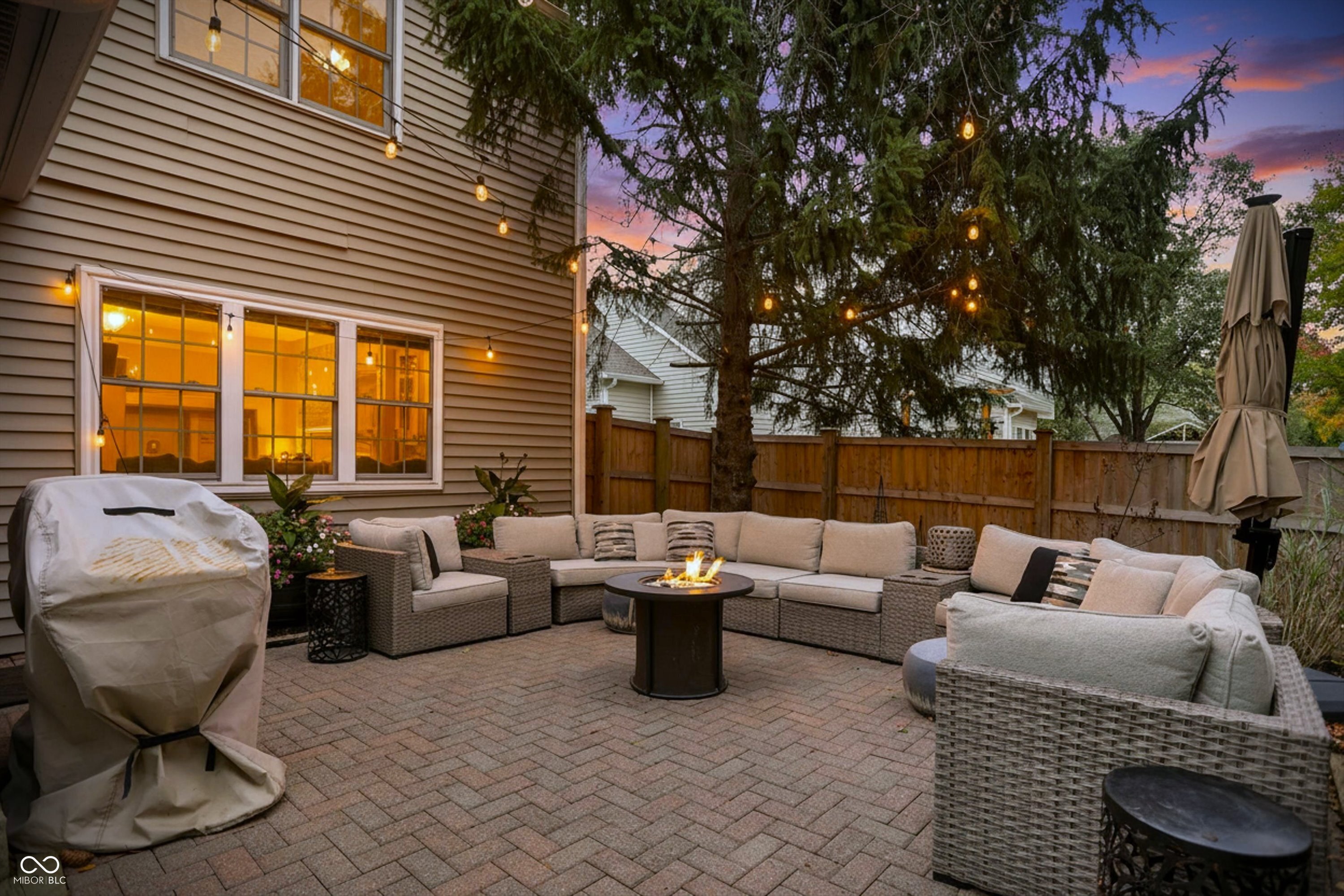 11226 Reflection Point Drive Fishers, IN 46037 - Photo 6 of 53