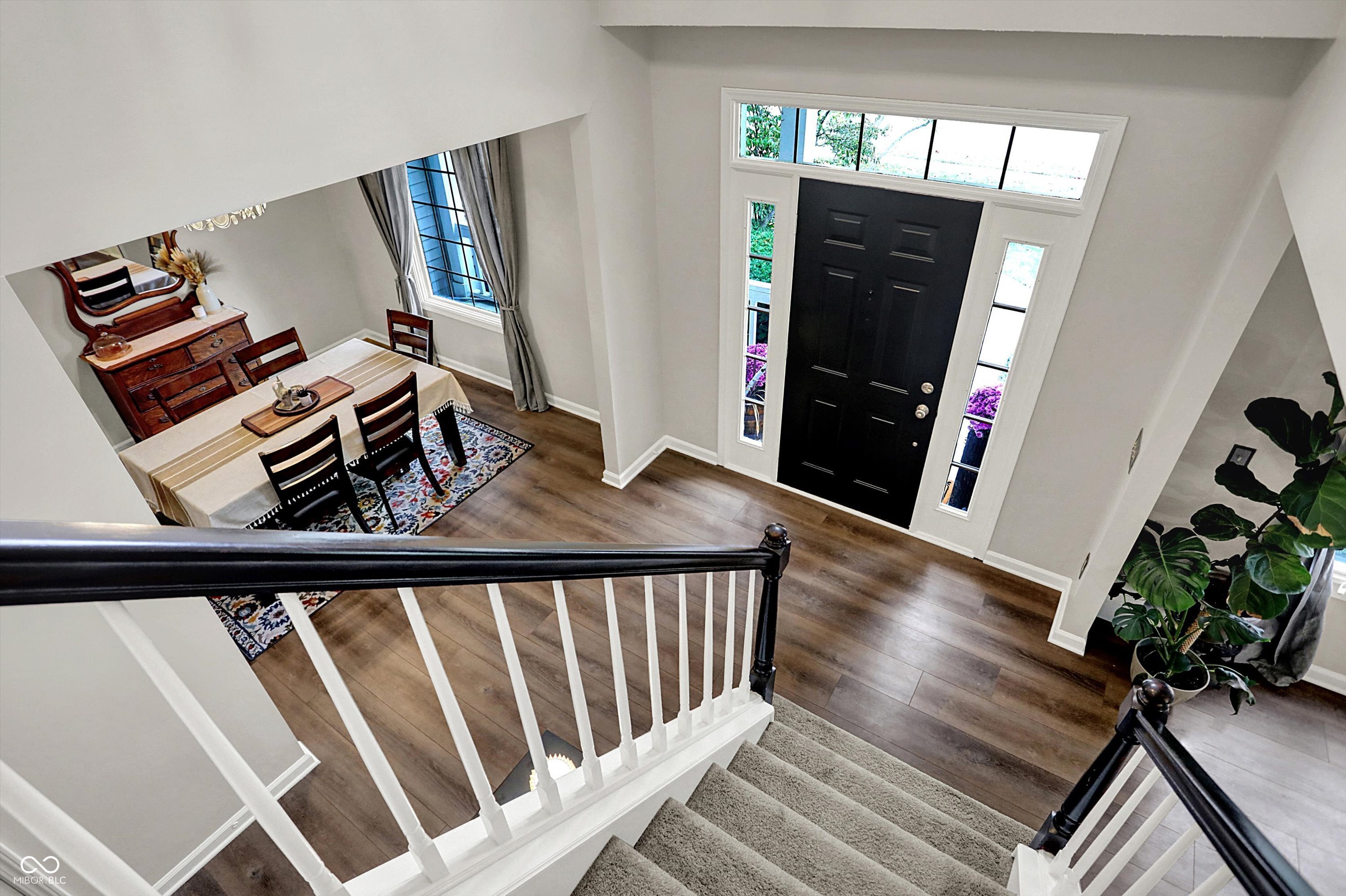 11226 Reflection Point Drive Fishers, IN 46037 - Photo 8 of 53