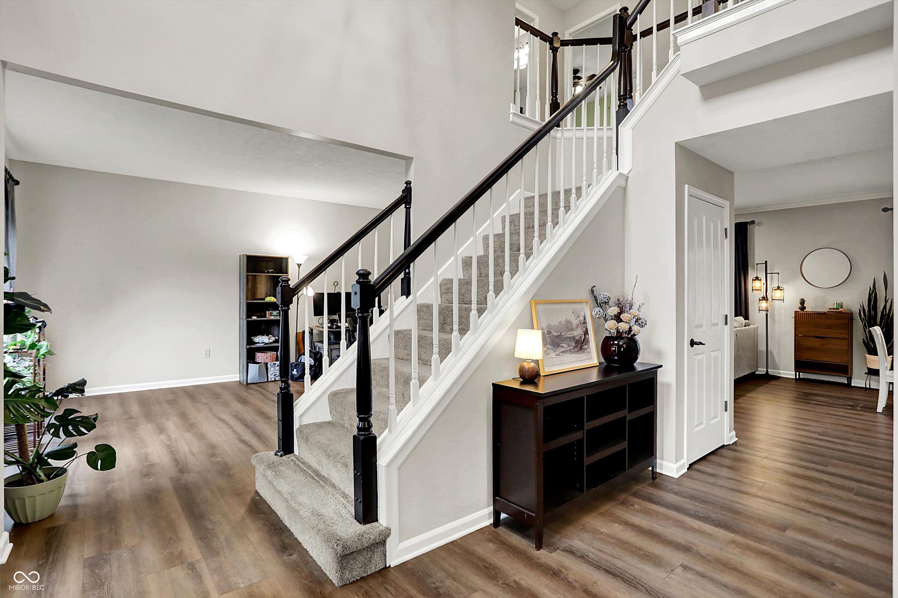 11226 Reflection Point Drive Fishers, IN 46037 - Photo 9 of 53