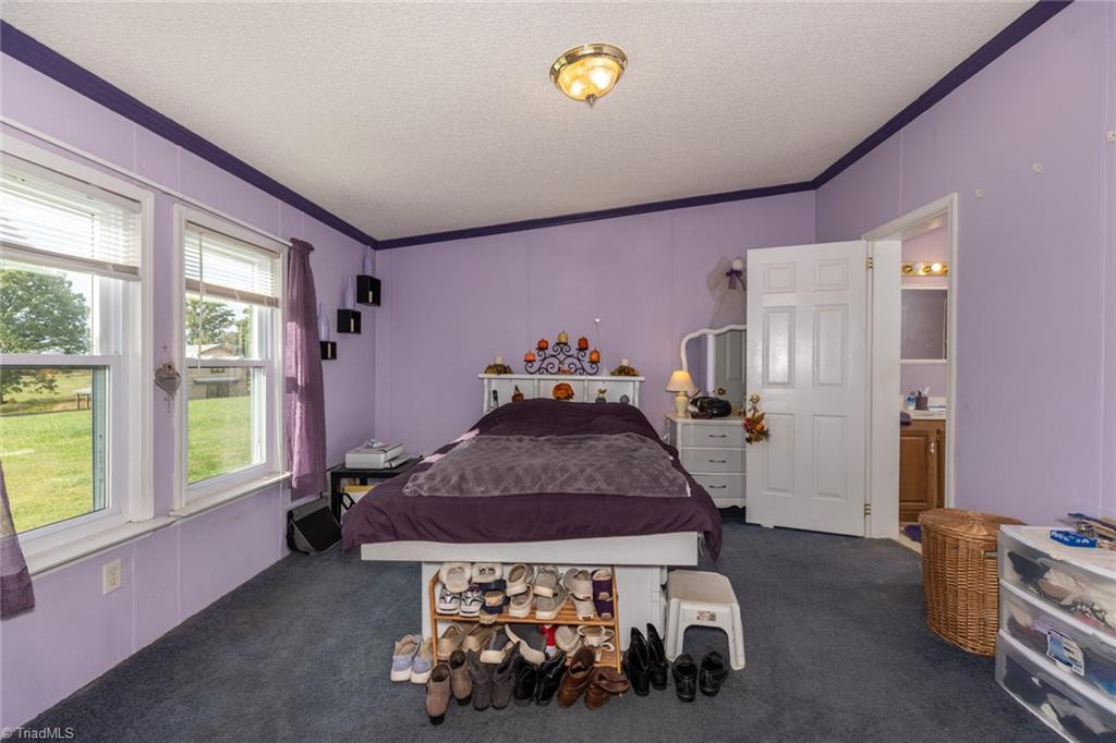 153 Chilton Road Ararat, NC 27007 - Photo 11 of 25 Gallery Image 11