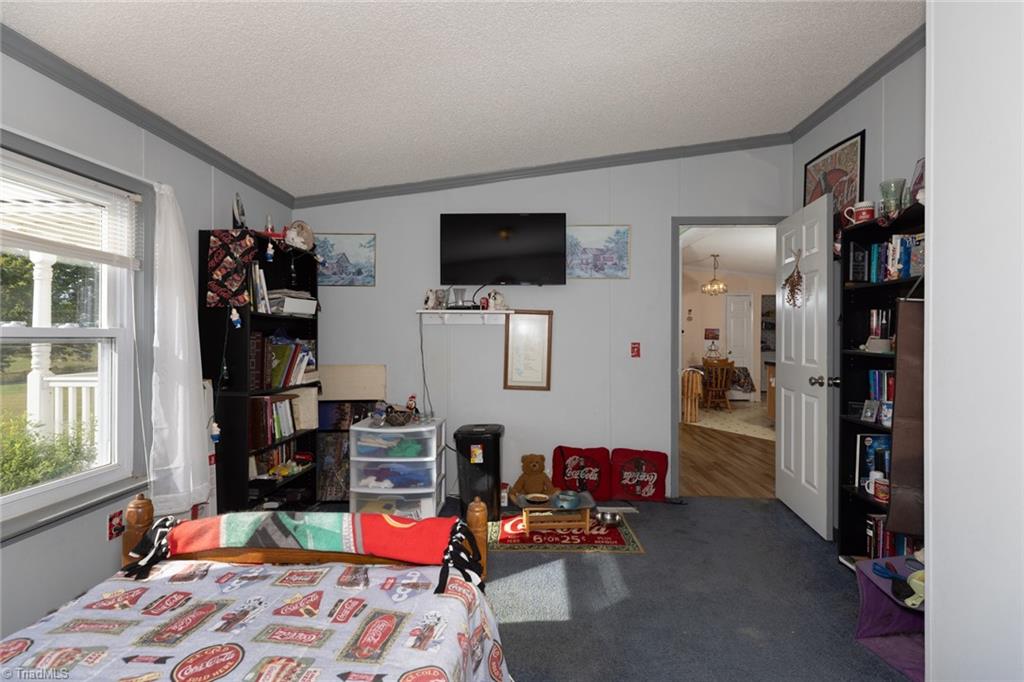 153 Chilton Road Ararat, NC 27007 - Photo 18 of 25 Gallery Image 18