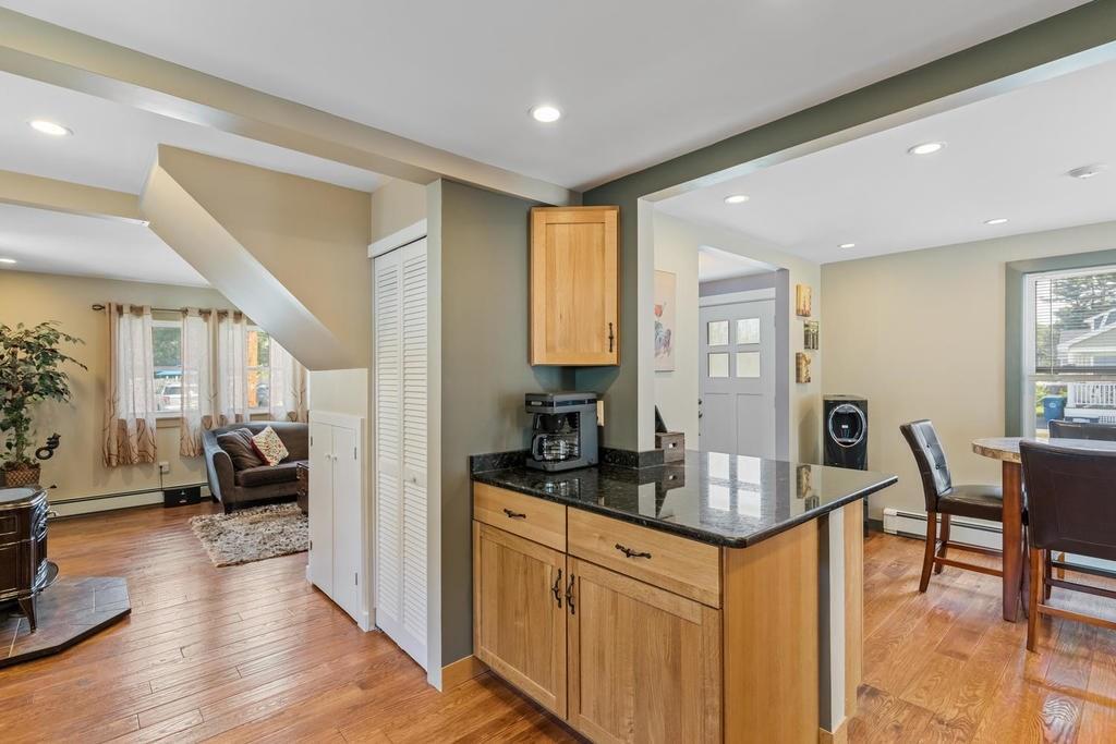 5 Pines Road Billerica, MA 01821 - Photo 12 of 30 Gallery Image 12