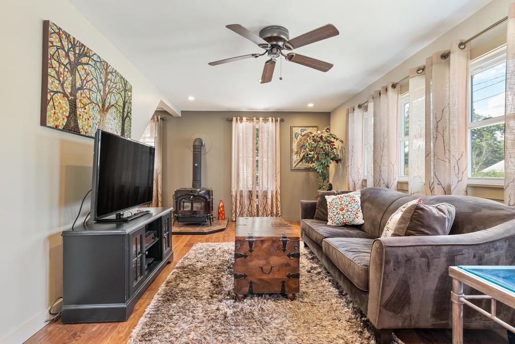 5 Pines Road Billerica, MA 01821 - Photo 6 of 30 Gallery Image 6