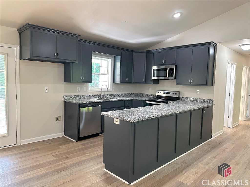 2122 Jackson Lake Road Mansfield, GA 30055 - Photo 6 of 33