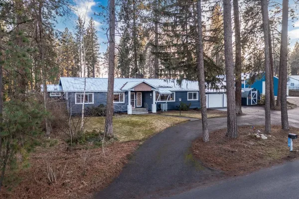 $699,950 | 1415 West Borden Road, Spokane, WA 99224