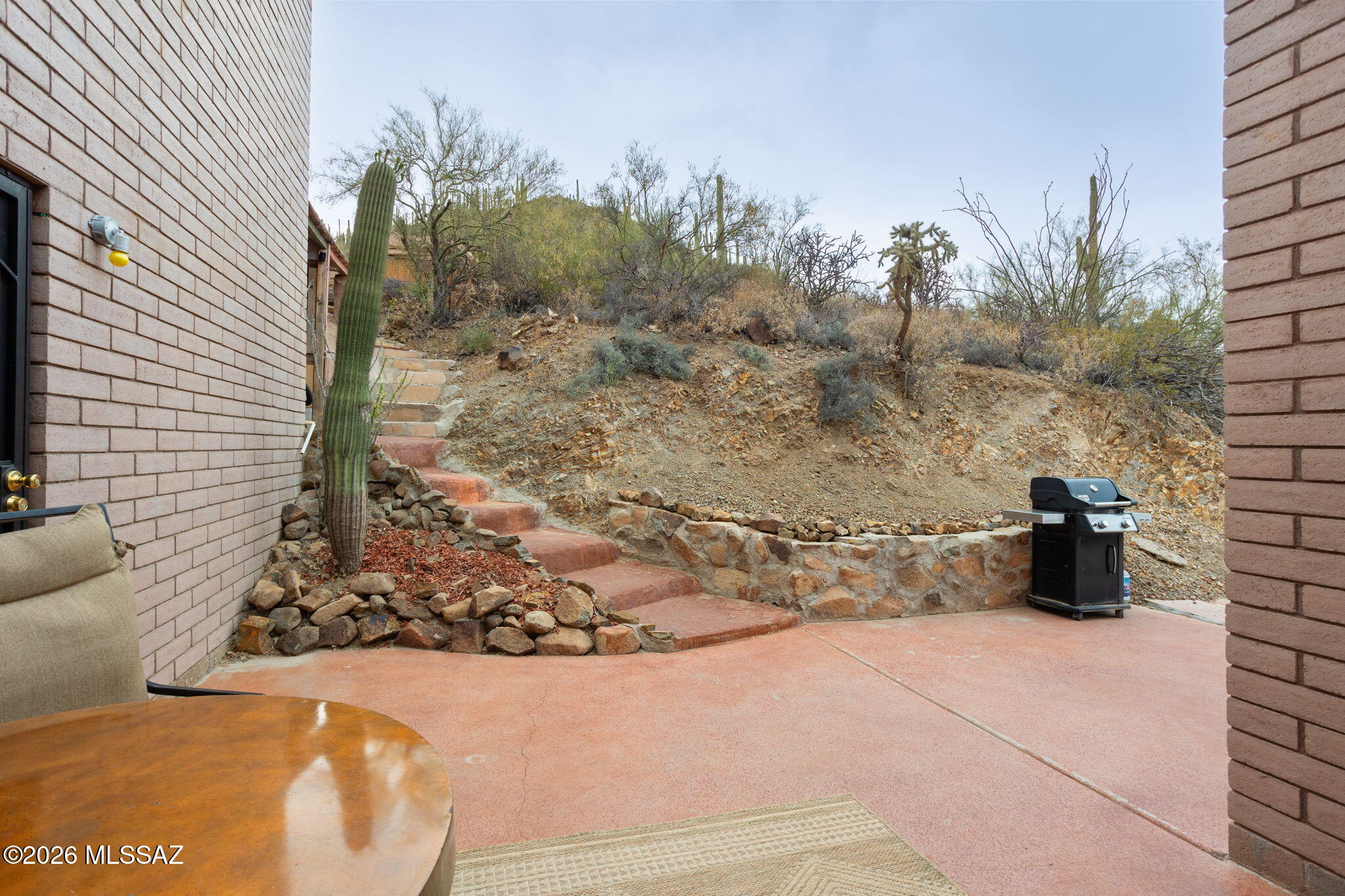 4210 West Mossman Road Tucson, AZ 85746 - Photo 38 of 51 a view of a couch in front of building