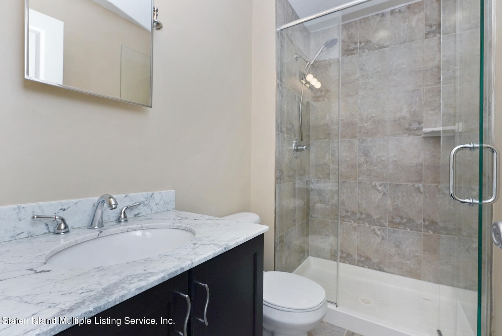 93 Presentation Circle Staten Island, NY 10312 - Photo 16 of 27 (14) PRIMARY BEDROOM PRIVATE THREE QUART